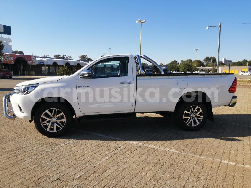 Big with watermark toyota hilux matabeleland south beitbridge 21701