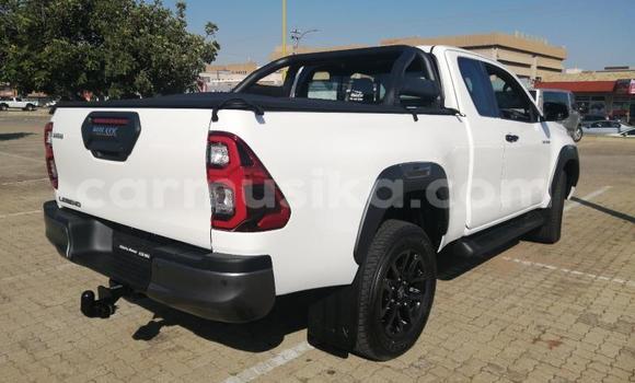 Acheter Occasion Voiture Toyota Hilux Gris à Beitbridge, Matabeleland South Acheter Occasion Voiture Toyota Hilux Gris à Beitbridge, Matabeleland South