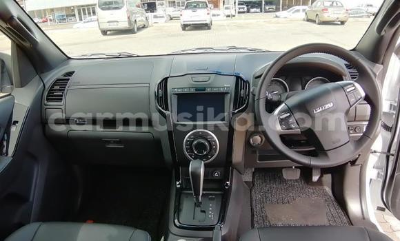 Acheter Occasion Voiture Isuzu KB Blanc à Beitbridge, Matabeleland South Acheter Occasion Voiture Isuzu KB Blanc à Beitbridge, Matabeleland South