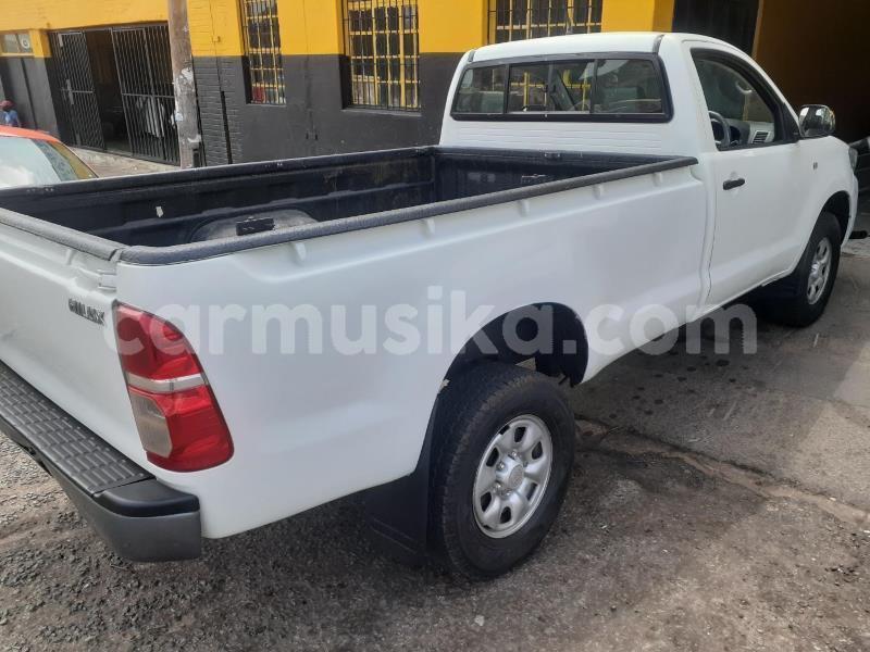 Big with watermark toyota hilux matabeleland south beitbridge 21707