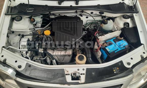 Buy Used Nissan NV200 White Car in Beitbridge in Matabeleland South Buy Used Nissan NV200 White Car in Beitbridge in Matabeleland South