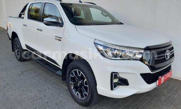 Acheter Occasion Voiture Toyota Hilux Blanc à Beitbridge, Matabeleland South Acheter Occasion Voiture Toyota Hilux Blanc à Beitbridge, Matabeleland South