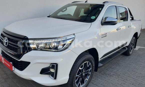 Acheter Occasion Voiture Toyota Hilux Blanc à Beitbridge, Matabeleland South Acheter Occasion Voiture Toyota Hilux Blanc à Beitbridge, Matabeleland South