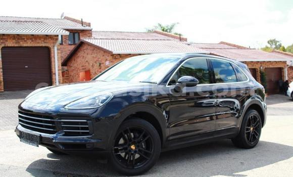 Tenga Tsaru Porsche Cayenne Nhema Mota in Beitbridge in Matabeleland South