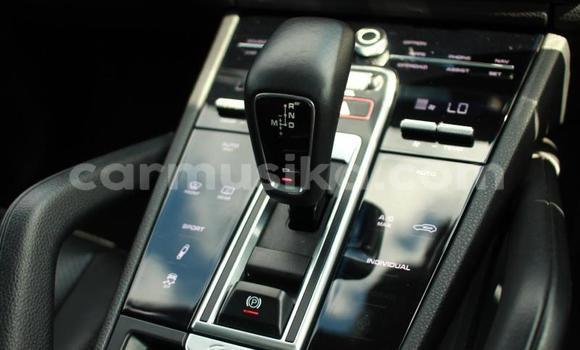 Acheter Occasion Voiture Porsche Cayenne Noir à Beitbridge, Matabeleland South Acheter Occasion Voiture Porsche Cayenne Noir à Beitbridge, Matabeleland South