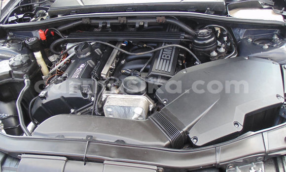 Tenga Tsaru BMW 3–Series Nhema Mota in Beitbridge in Matabeleland South Tenga Tsaru BMW 3–Series Nhema Mota in Beitbridge in Matabeleland South