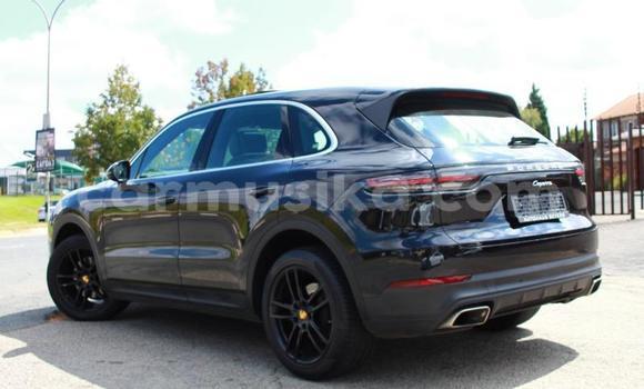 Acheter Occasion Voiture Porsche Cayenne Noir à Beitbridge, Matabeleland South Acheter Occasion Voiture Porsche Cayenne Noir à Beitbridge, Matabeleland South