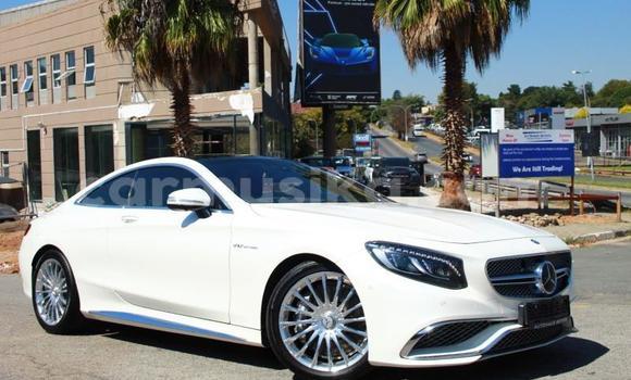Acheter Occasion Voiture Mercedes‒Benz CL–Class Blanc à Beitbridge, Matabeleland South Acheter Occasion Voiture Mercedes‒Benz CL–Class Blanc à Beitbridge, Matabeleland South