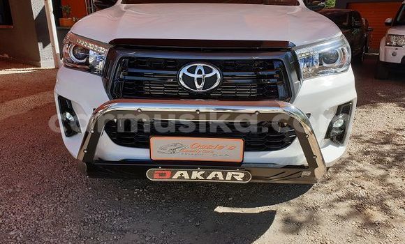 Acheter Occasion Voiture Toyota Hilux Blanc à Beitbridge, Matabeleland South Acheter Occasion Voiture Toyota Hilux Blanc à Beitbridge, Matabeleland South