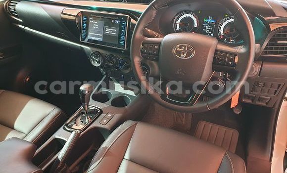 Acheter Occasion Voiture Toyota Hilux Blanc à Beitbridge, Matabeleland South Acheter Occasion Voiture Toyota Hilux Blanc à Beitbridge, Matabeleland South