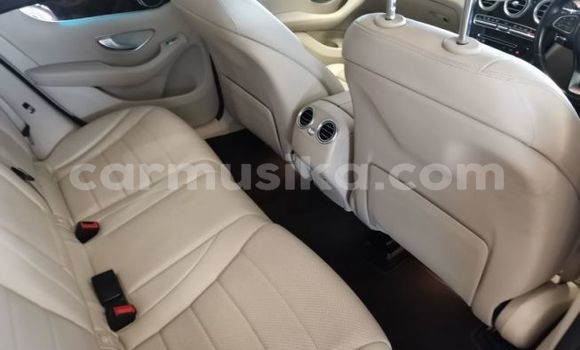 Buy Used Mercedes-Benz GLC 250D White Car in Beitbridge in Matabeleland South Buy Used Mercedes-Benz GLC 250D White Car in Beitbridge in Matabeleland South