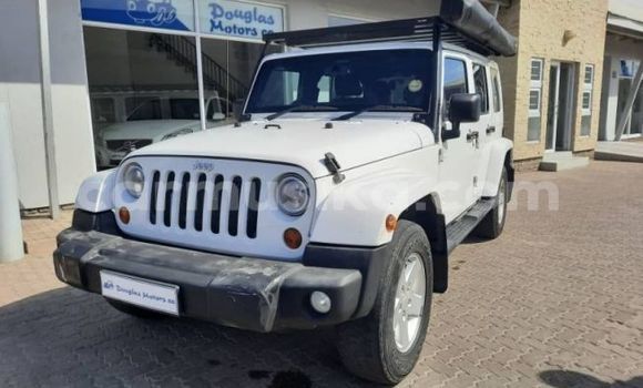 Buy Used Jeep Wrangler White Car in Beitbridge in Matabeleland South Buy Used Jeep Wrangler White Car in Beitbridge in Matabeleland South