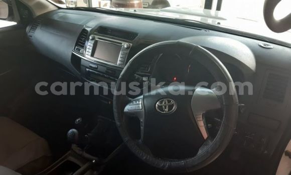 Buy Used Toyota Fortuner White Car in Beitbridge in Matabeleland South Buy Used Toyota Fortuner White Car in Beitbridge in Matabeleland South