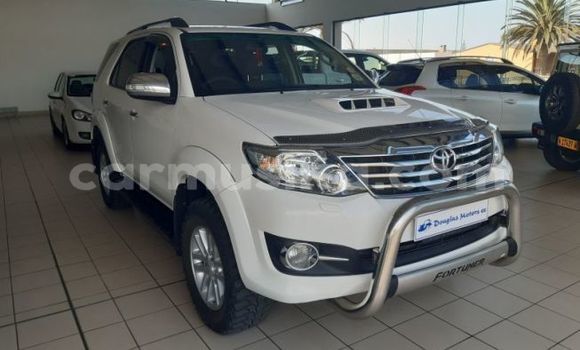 Buy Used Toyota Fortuner White Car in Beitbridge in Matabeleland South Buy Used Toyota Fortuner White Car in Beitbridge in Matabeleland South