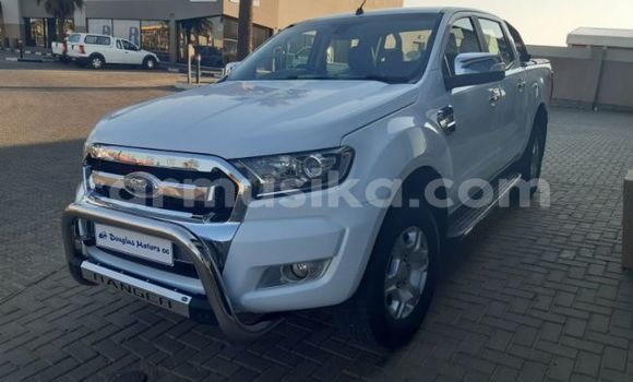 Nunua Ilio tumika Ford Ranger Nyeupe Gari ndani ya Beitbridge nchini Matabeleland Kusini