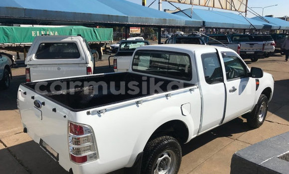 Acheter Occasion Voiture Ford Ranger Blanc à Beitbridge, Matabeleland South Acheter Occasion Voiture Ford Ranger Blanc à Beitbridge, Matabeleland South