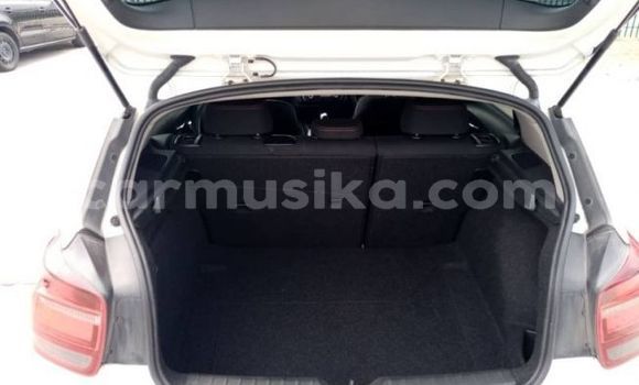 Buy Used BMW 3–Series White Car in Beitbridge in Matabeleland South Buy Used BMW 3–Series White Car in Beitbridge in Matabeleland South