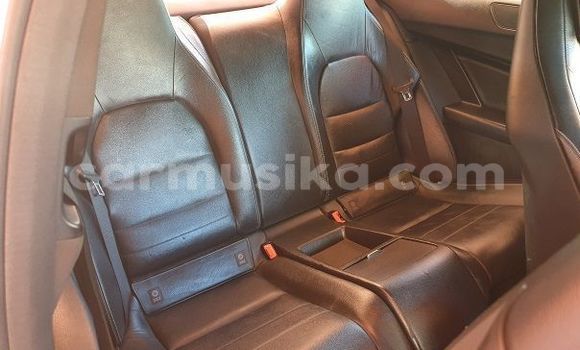 Buy Used Mercedes-Benz C250 coupe White Car in Beitbridge in Matabeleland South Buy Used Mercedes-Benz C250 coupe White Car in Beitbridge in Matabeleland South