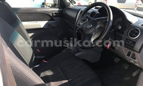 Acheter Occasion Voiture Ford Ranger Blanc à Beitbridge, Matabeleland South Acheter Occasion Voiture Ford Ranger Blanc à Beitbridge, Matabeleland South