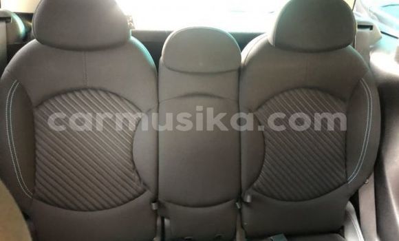 Buy Used Mini Cooper S clubman Red Car in Beitbridge in Matabeleland South Buy Used Mini Cooper S clubman Red Car in Beitbridge in Matabeleland South