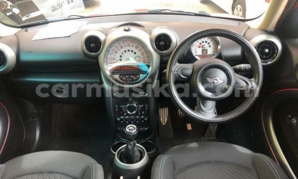 Buy Used Mini Cooper S clubman Red Car in Beitbridge in Matabeleland South Buy Used Mini Cooper S clubman Red Car in Beitbridge in Matabeleland South