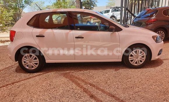 Tenga Tsaru Volkswagen Polo Chena Mota in Beitbridge in Matabeleland South Tenga Tsaru Volkswagen Polo Chena Mota in Beitbridge in Matabeleland South