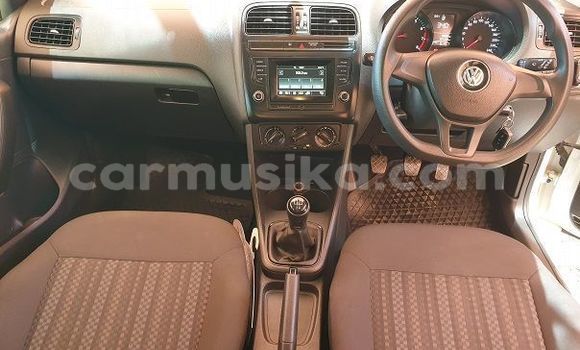 Tenga Tsaru Volkswagen Polo Chena Mota in Beitbridge in Matabeleland South Tenga Tsaru Volkswagen Polo Chena Mota in Beitbridge in Matabeleland South