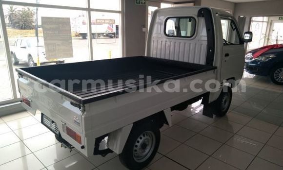 Tenga Tsaru Suzuki Carry Chena Mota in Beitbridge in Matabeleland South Tenga Tsaru Suzuki Carry Chena Mota in Beitbridge in Matabeleland South