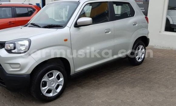 Buy Used Suzuki Swift Silver Car in Beitbridge in Matabeleland South