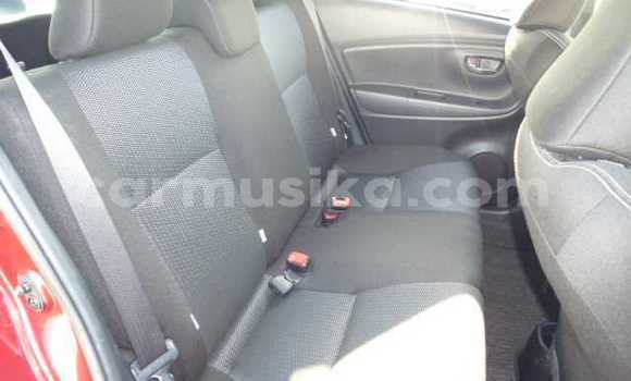 Acheter Occasion Voiture Toyota Vitz Rouge à Beitbridge, Matabeleland South Acheter Occasion Voiture Toyota Vitz Rouge à Beitbridge, Matabeleland South