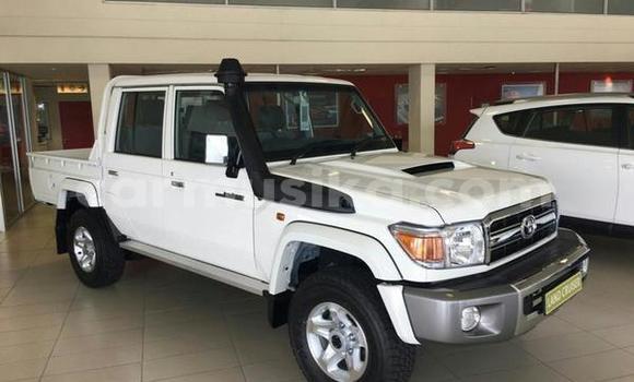 Acheter Occasion Voiture Toyota Land Cruiser Autre à Beitbridge, Matabeleland South Acheter Occasion Voiture Toyota Land Cruiser Autre à Beitbridge, Matabeleland South
