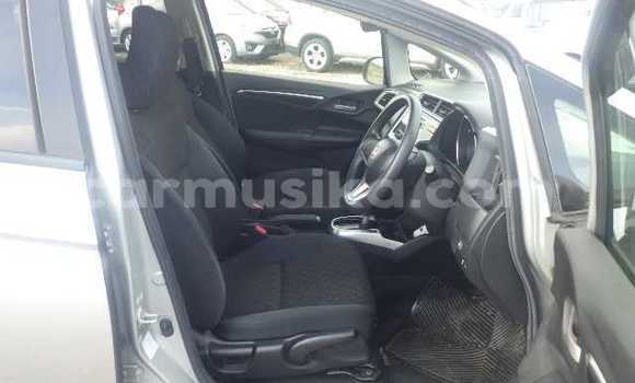Buy Used Honda Fit Silver Car in Beitbridge in Matabeleland South Buy Used Honda Fit Silver Car in Beitbridge in Matabeleland South