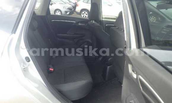 Buy Used Honda Fit Silver Car in Beitbridge in Matabeleland South Buy Used Honda Fit Silver Car in Beitbridge in Matabeleland South