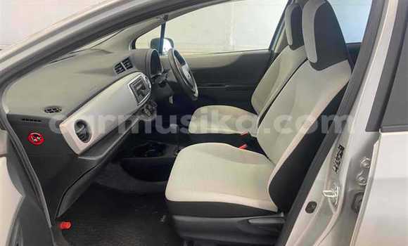 Tenga Tsaru Toyota Vitz Sirivha Mota in Beitbridge in Matabeleland South Tenga Tsaru Toyota Vitz Sirivha Mota in Beitbridge in Matabeleland South