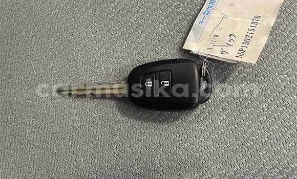 Tenga Tsaru Toyota Vitz Sirivha Mota in Beitbridge in Matabeleland South Tenga Tsaru Toyota Vitz Sirivha Mota in Beitbridge in Matabeleland South