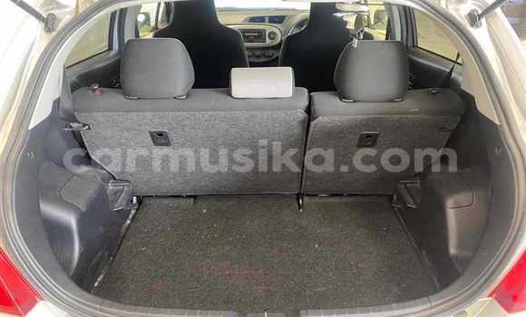 Tenga Tsaru Toyota Vitz Sirivha Mota in Beitbridge in Matabeleland South Tenga Tsaru Toyota Vitz Sirivha Mota in Beitbridge in Matabeleland South