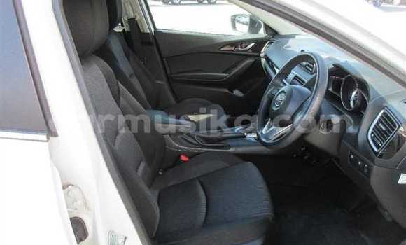 Tenga Tsaru Mazda Axela Chena Mota in Beitbridge in Matabeleland South Tenga Tsaru Mazda Axela Chena Mota in Beitbridge in Matabeleland South