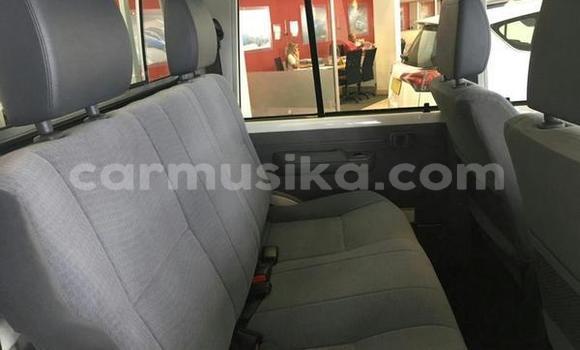 Acheter Occasion Voiture Toyota Land Cruiser Autre à Beitbridge, Matabeleland South Acheter Occasion Voiture Toyota Land Cruiser Autre à Beitbridge, Matabeleland South