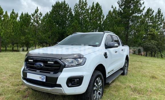 Nunua Ilio tumika Ford Ranger Nyeupe Gari ndani ya Beitbridge nchini Matabeleland Kusini Nunua Ilio tumika Ford Ranger Nyeupe Gari ndani ya Beitbridge nchini Matabeleland Kusini