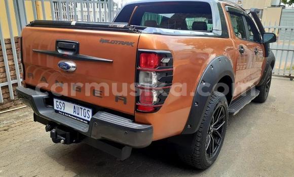 Acheter Occasion Voiture Ford Ranger Beige à Beitbridge, Matabeleland South Acheter Occasion Voiture Ford Ranger Beige à Beitbridge, Matabeleland South