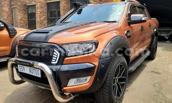 Acheter Occasion Voiture Ford Ranger Beige à Beitbridge, Matabeleland South Acheter Occasion Voiture Ford Ranger Beige à Beitbridge, Matabeleland South