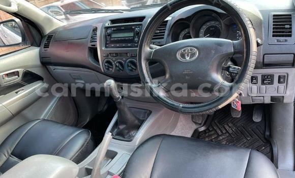 Acheter Occasion Voiture Toyota Hilux Blanc à Beitbridge, Matabeleland South Acheter Occasion Voiture Toyota Hilux Blanc à Beitbridge, Matabeleland South