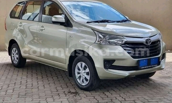 Acheter Occasion Voiture Toyota Avanza Gris à Beitbridge, Matabeleland South Acheter Occasion Voiture Toyota Avanza Gris à Beitbridge, Matabeleland South