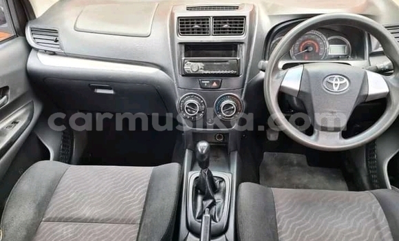 Buy Used Toyota Avanza White Car in Beitbridge in Matabeleland South Buy Used Toyota Avanza White Car in Beitbridge in Matabeleland South