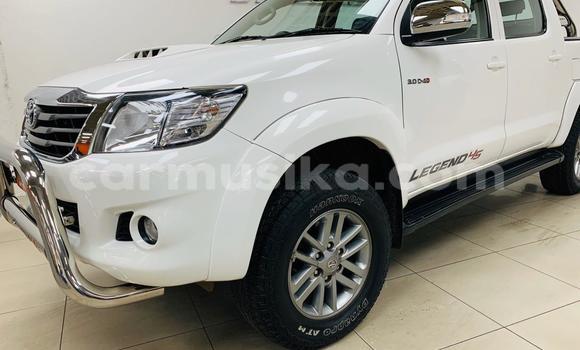 Acheter Occasion Voiture Toyota Hilux Blanc à Beitbridge, Matabeleland South Acheter Occasion Voiture Toyota Hilux Blanc à Beitbridge, Matabeleland South