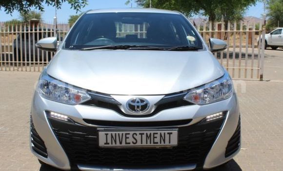 Buy Used Toyota Yaris Silver Car in Beitbridge in Matabeleland South Buy Used Toyota Yaris Silver Car in Beitbridge in Matabeleland South