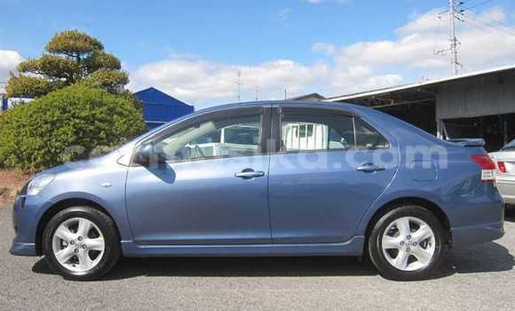 Acheter Occasion Voiture Toyota Belta Bleu à Beitbridge, Matabeleland South Acheter Occasion Voiture Toyota Belta Bleu à Beitbridge, Matabeleland South