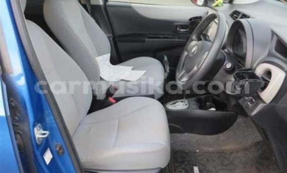 Acheter Occasion Voiture Toyota Vitz Bleu à Beitbridge, Matabeleland South Acheter Occasion Voiture Toyota Vitz Bleu à Beitbridge, Matabeleland South