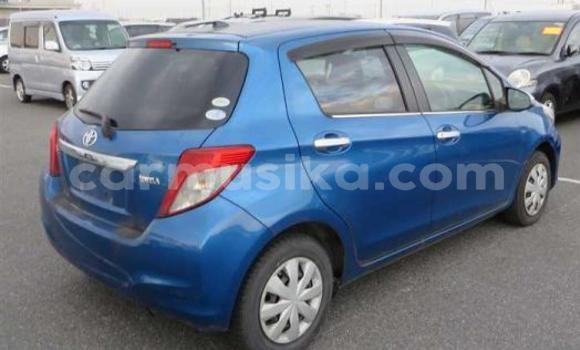 Acheter Occasion Voiture Toyota Vitz Bleu à Beitbridge, Matabeleland South Acheter Occasion Voiture Toyota Vitz Bleu à Beitbridge, Matabeleland South