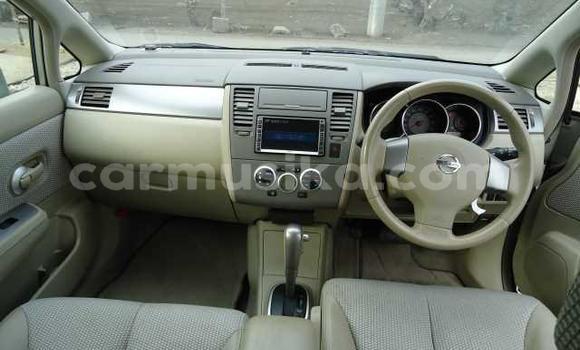 Acheter Occasion Voiture Nissan Tiida Beige à Beitbridge, Matabeleland South Acheter Occasion Voiture Nissan Tiida Beige à Beitbridge, Matabeleland South